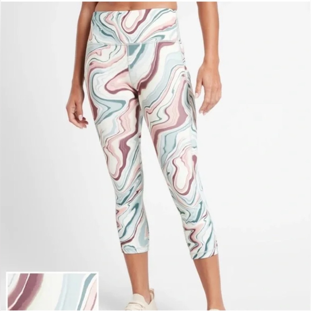 Athleta Ultimate Stash Pocket Printed Capri Size Small